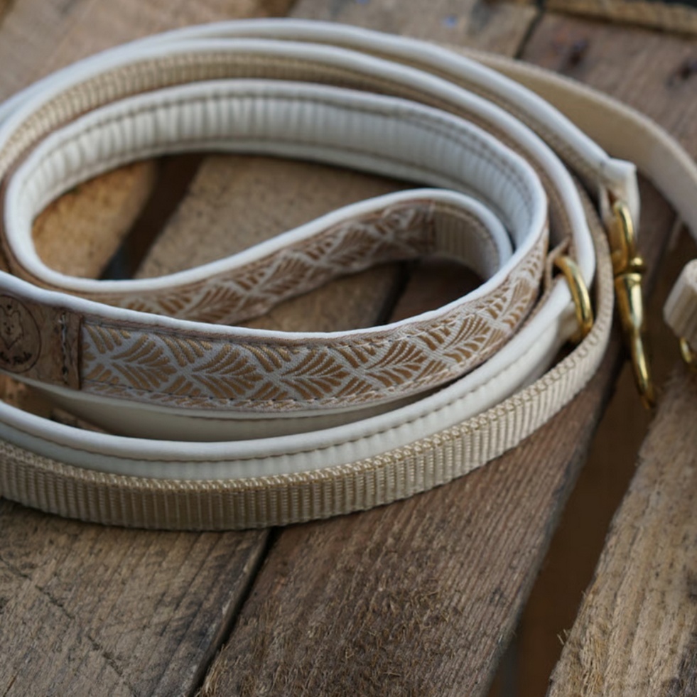 Gurtbandleine Golden Boho mit Webbandverzierung