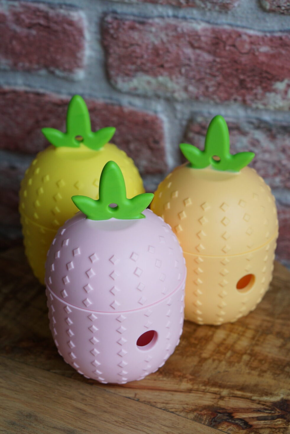 Slowfeeder Ananas